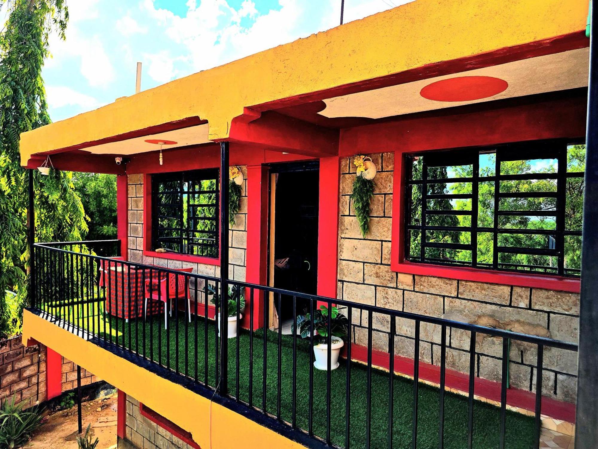 Lukemanbnb Park View Voi Buitenkant foto